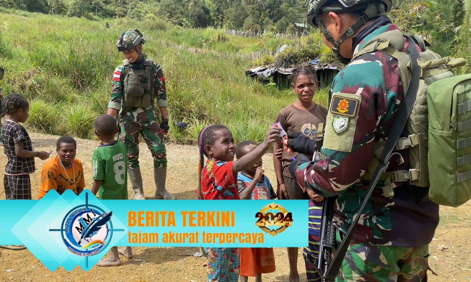 Senyum anak-anak menyambut Patroli Satgas Yonif 509 Kostrad di Kampung Amisiga, Intan Jaya, Papua