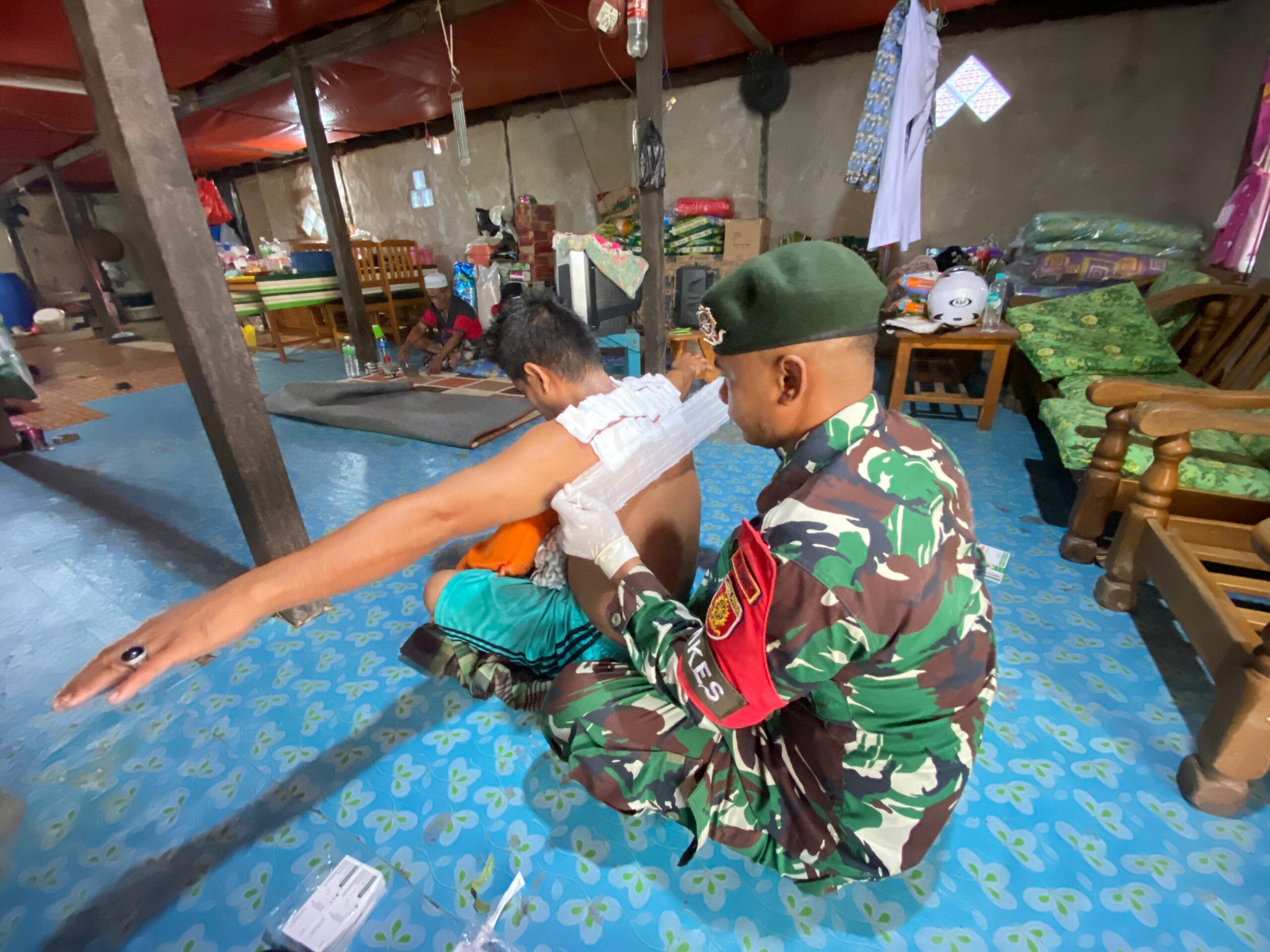 Satgas Yonarmed 11 Kostrad Selamatkan Korban Luka Bakar di Sebatik Tengah