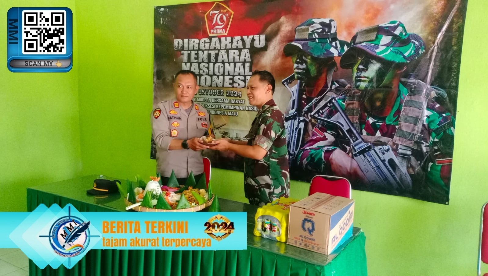 Penyerahan Tumpeng dalam rangka HUT TNI ke 79 di Koramil 0824/06 Ledokombo oleh AKP FATKHUR ROZAQ,SH,Kapolsek Ledokombo  bersama anggota Polsek Ledokombo