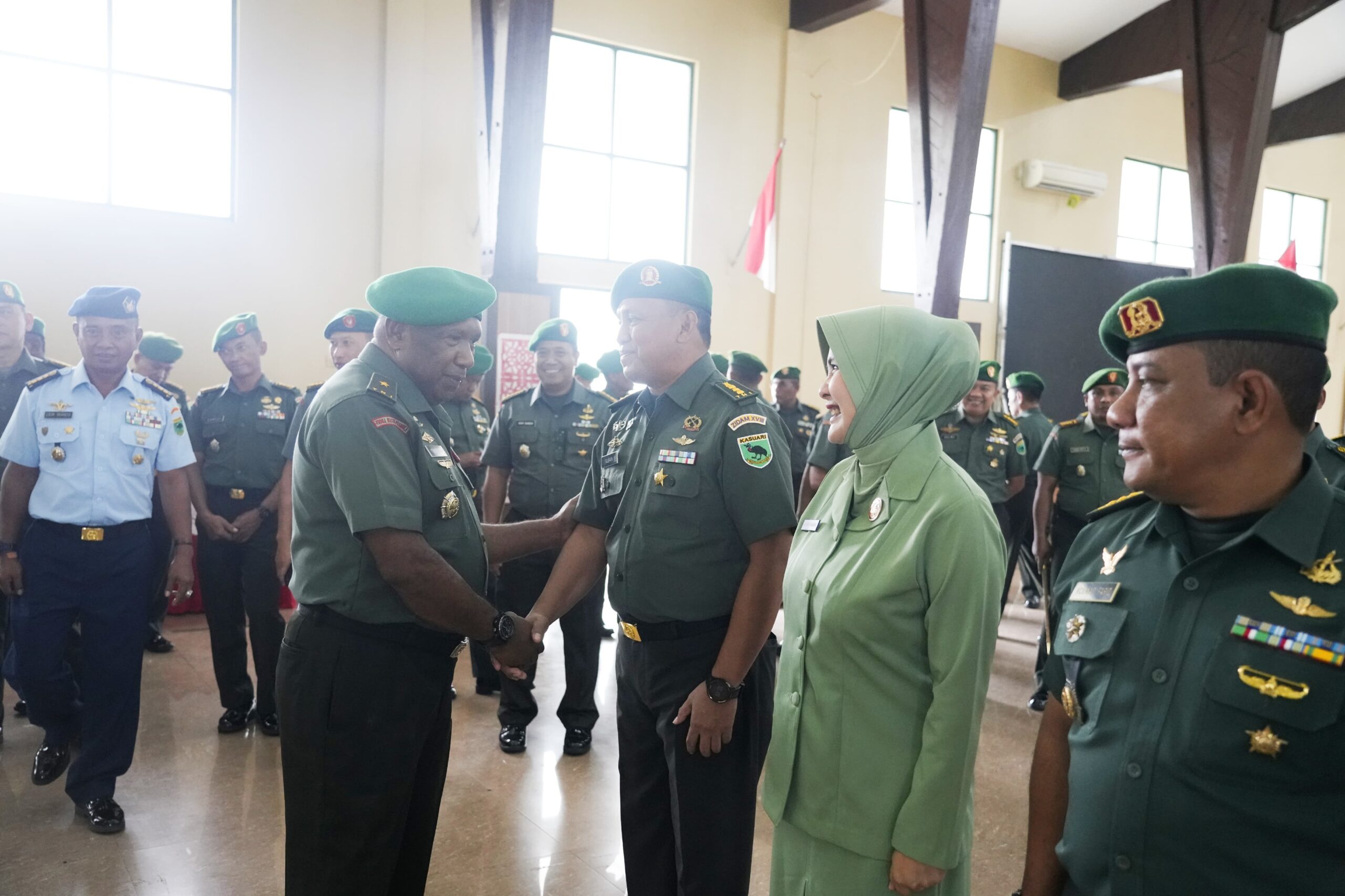 Kasdam Pimpin Laporan Korps Kenaikan Pangkat 1.126 Personel Kodam XVIII/Kasuari Periode 1 Oktober 2024