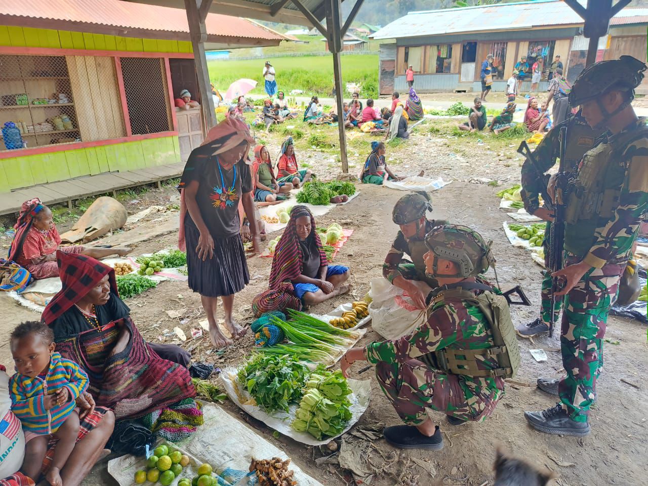 Rosita Buaya Putih, Bantu Ekonomi Masyarakat Sinak