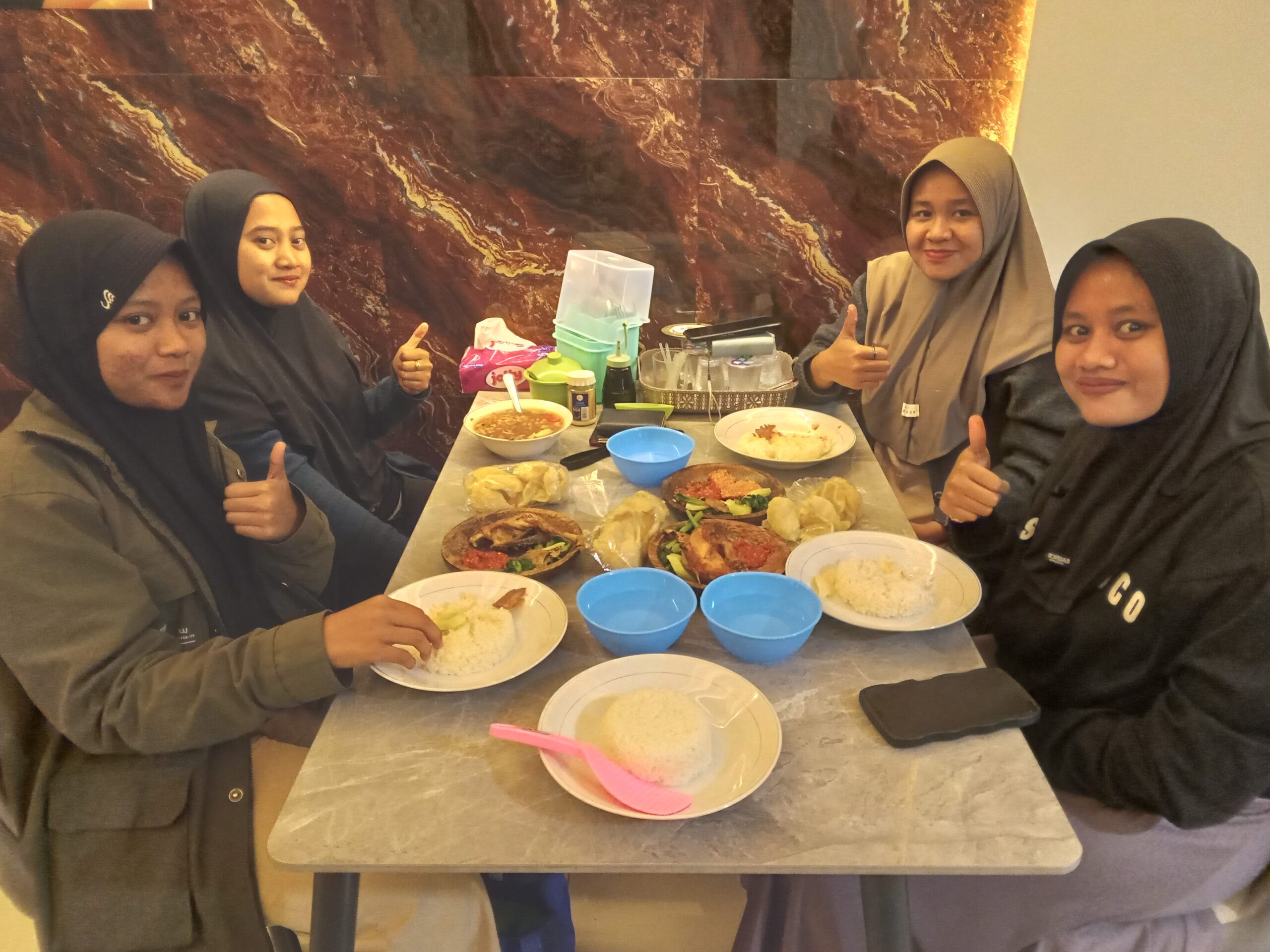 warung berkah kuliner cumedak.tempat makan yang spesial di kecamatan sumberjambe